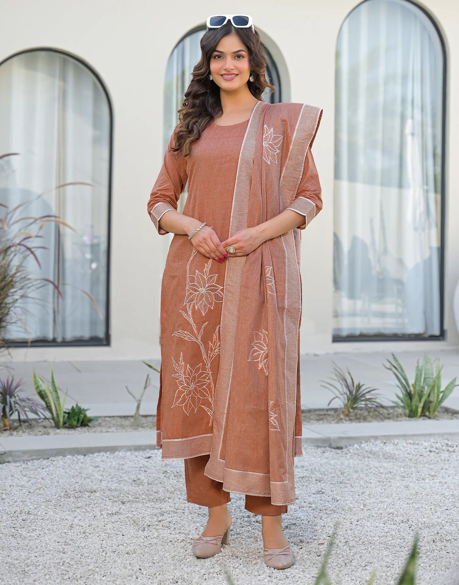 Skylee Cotton Woven Straight 3 Piece Kurta Set For Woman