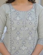 Skylee Cotton Woven Straight 3 Piece Kurta Set For Woman