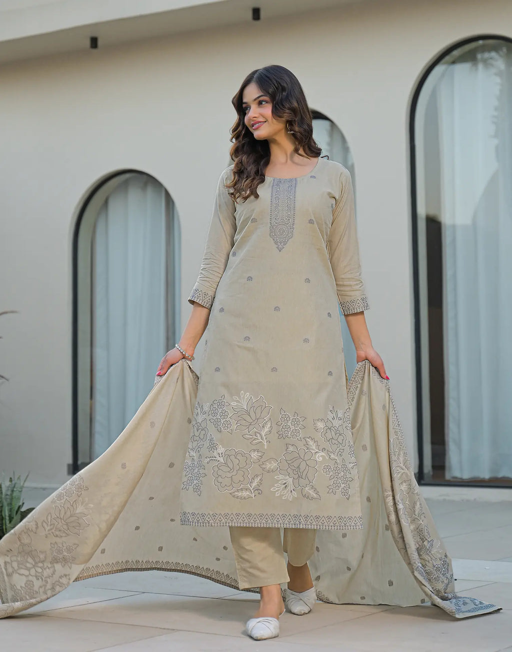 Skylee Cotton Woven Straight 3 Piece Kurta Set For Woman