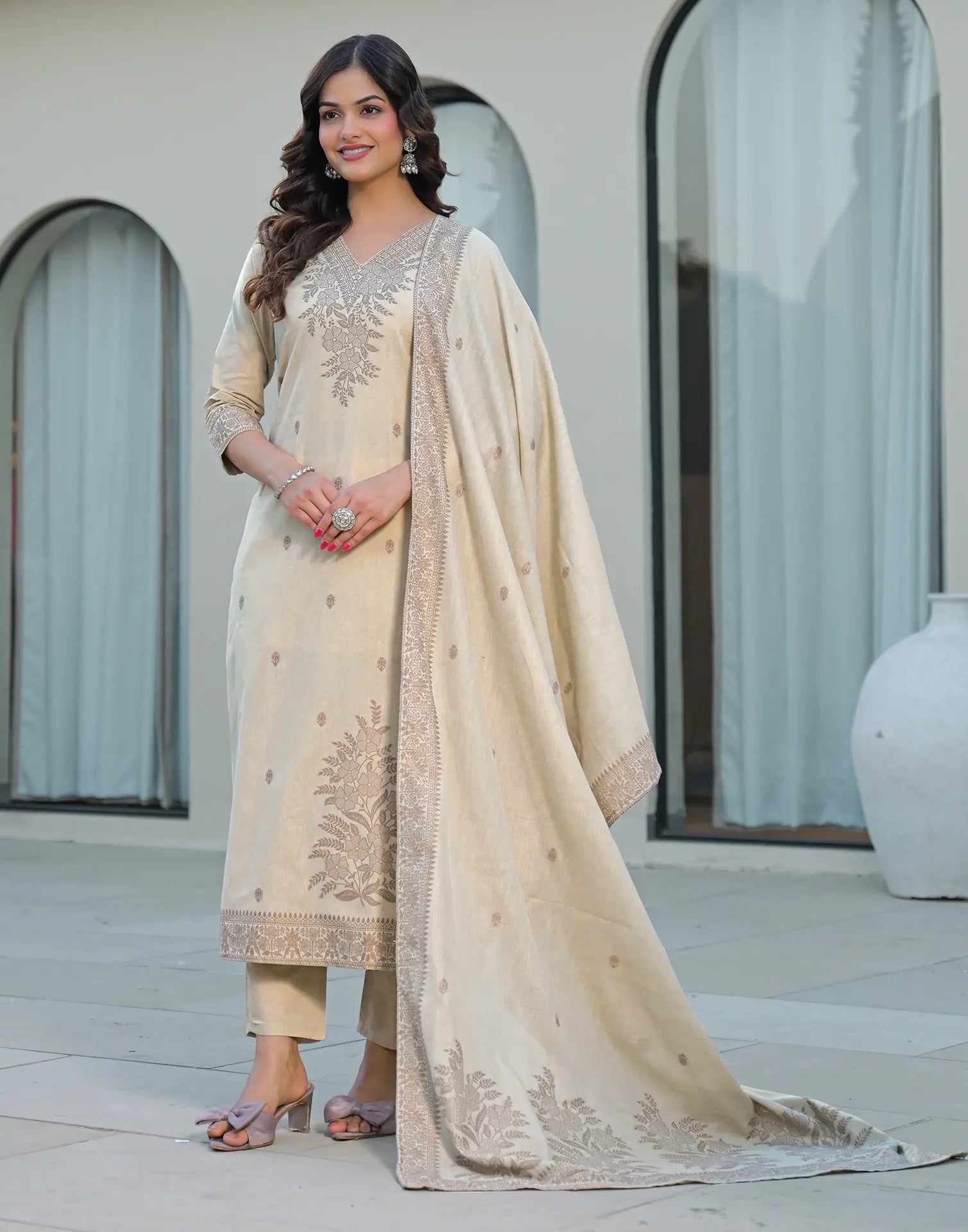 Skylee Cotton Woven Straight 3 Piece Kurta Set For Woman