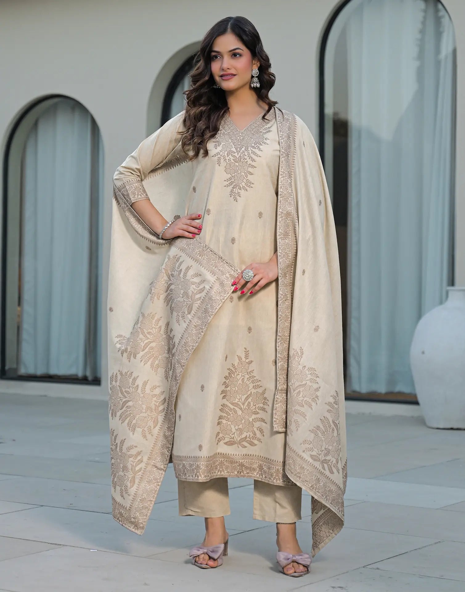 Skylee Cotton Woven Straight 3 Piece Kurta Set For Woman