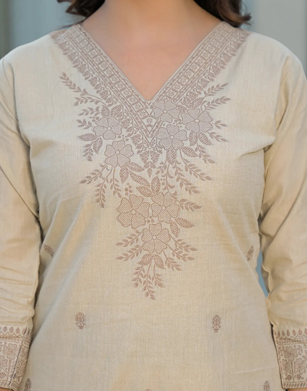 Skylee Cotton Woven Straight 3 Piece Kurta Set For Woman