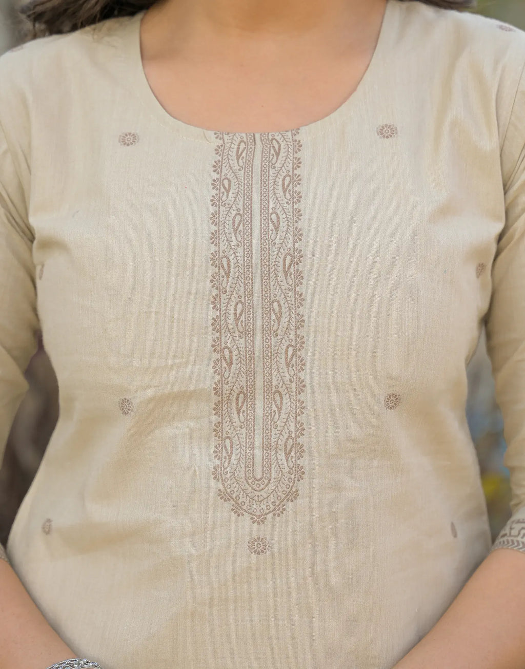Skylee Cotton Woven Straight 3 Piece Kurta Set For Woman