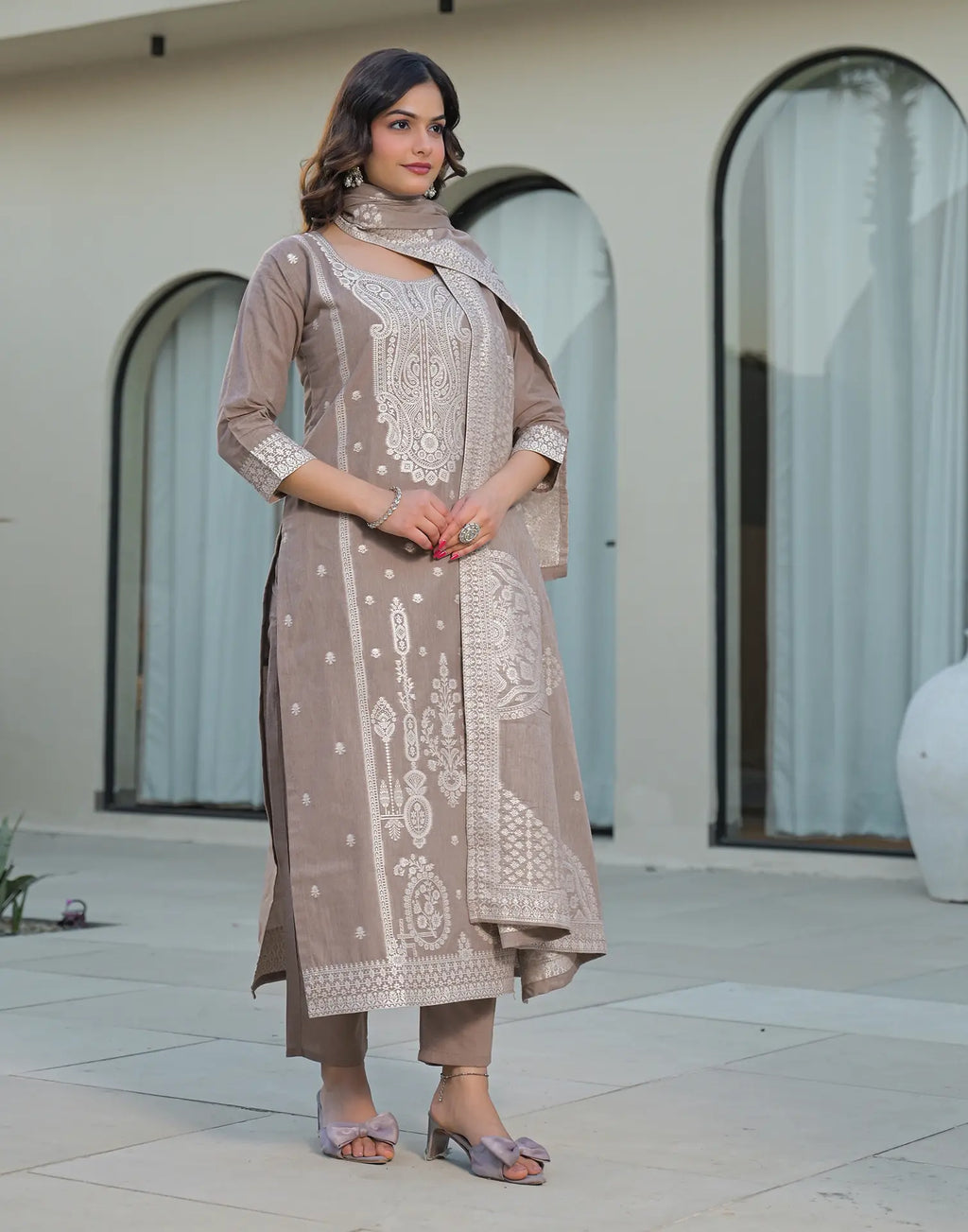 Skylee Cotton Woven Straight 3 Piece Kurta Set For Woman