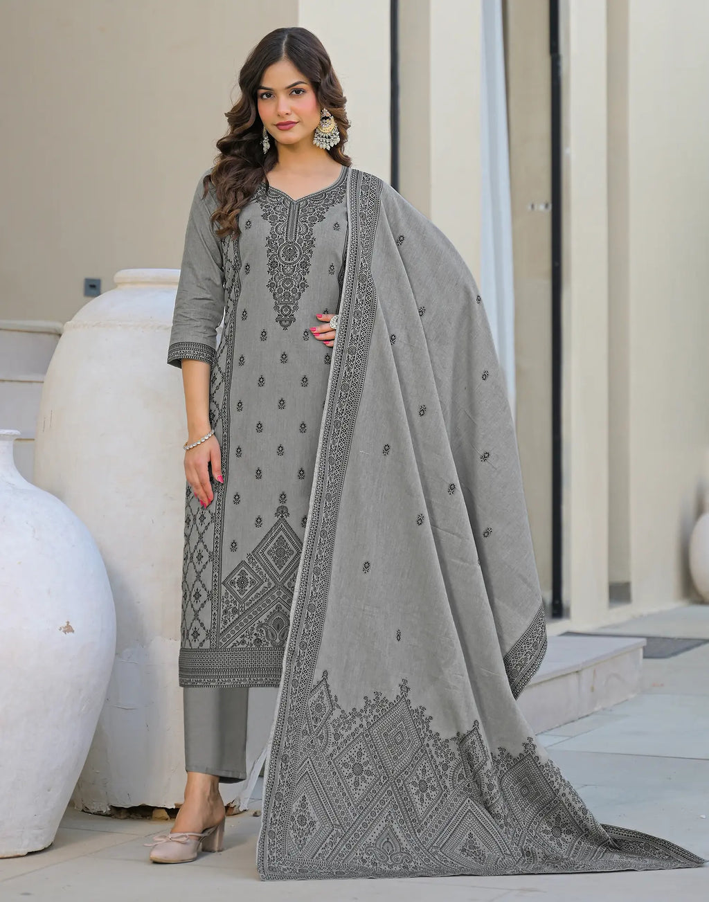 Skylee Cotton Woven Straight 3 Piece Kurta Set For Woman