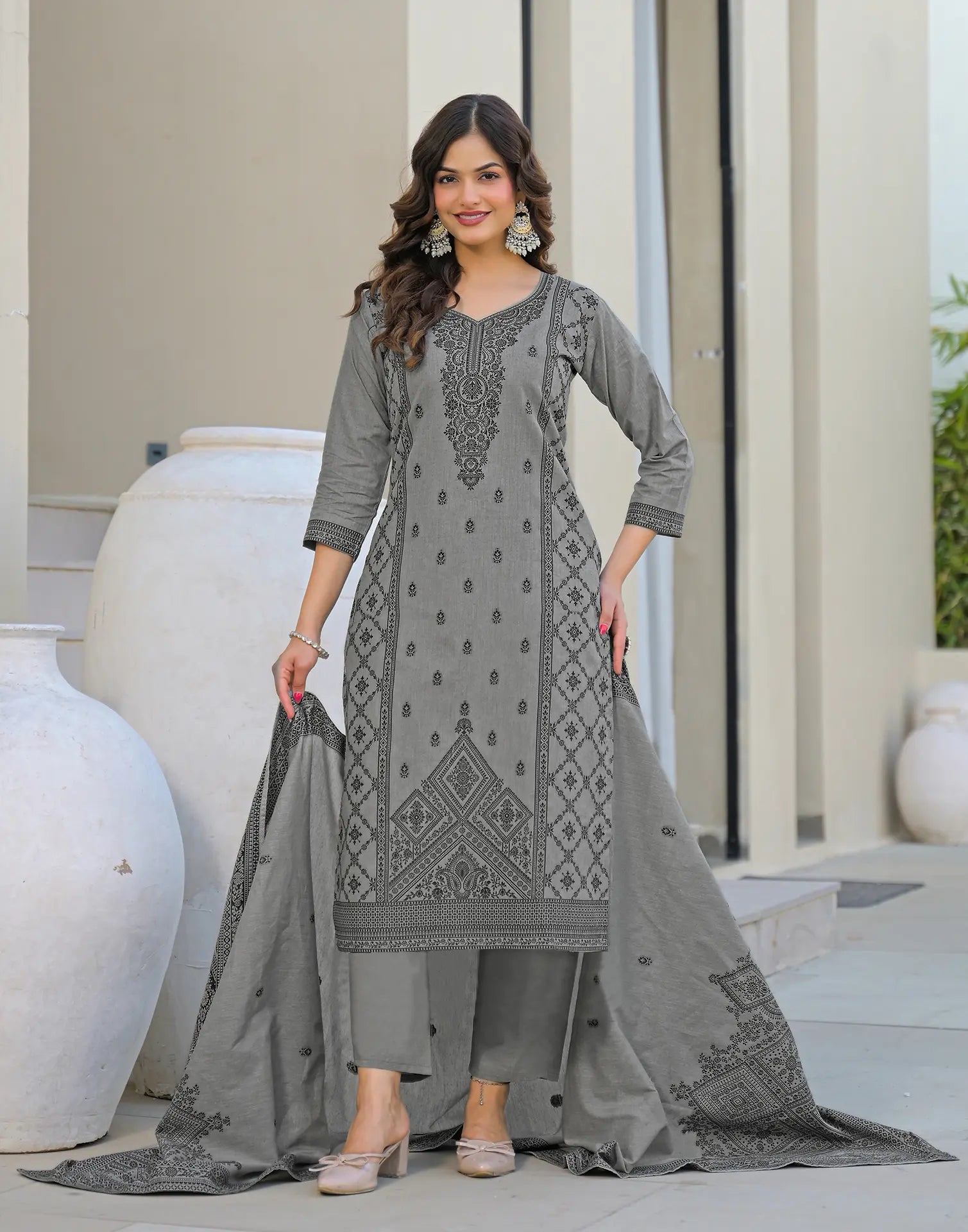 Skylee Cotton Woven Straight 3 Piece Kurta Set For Woman