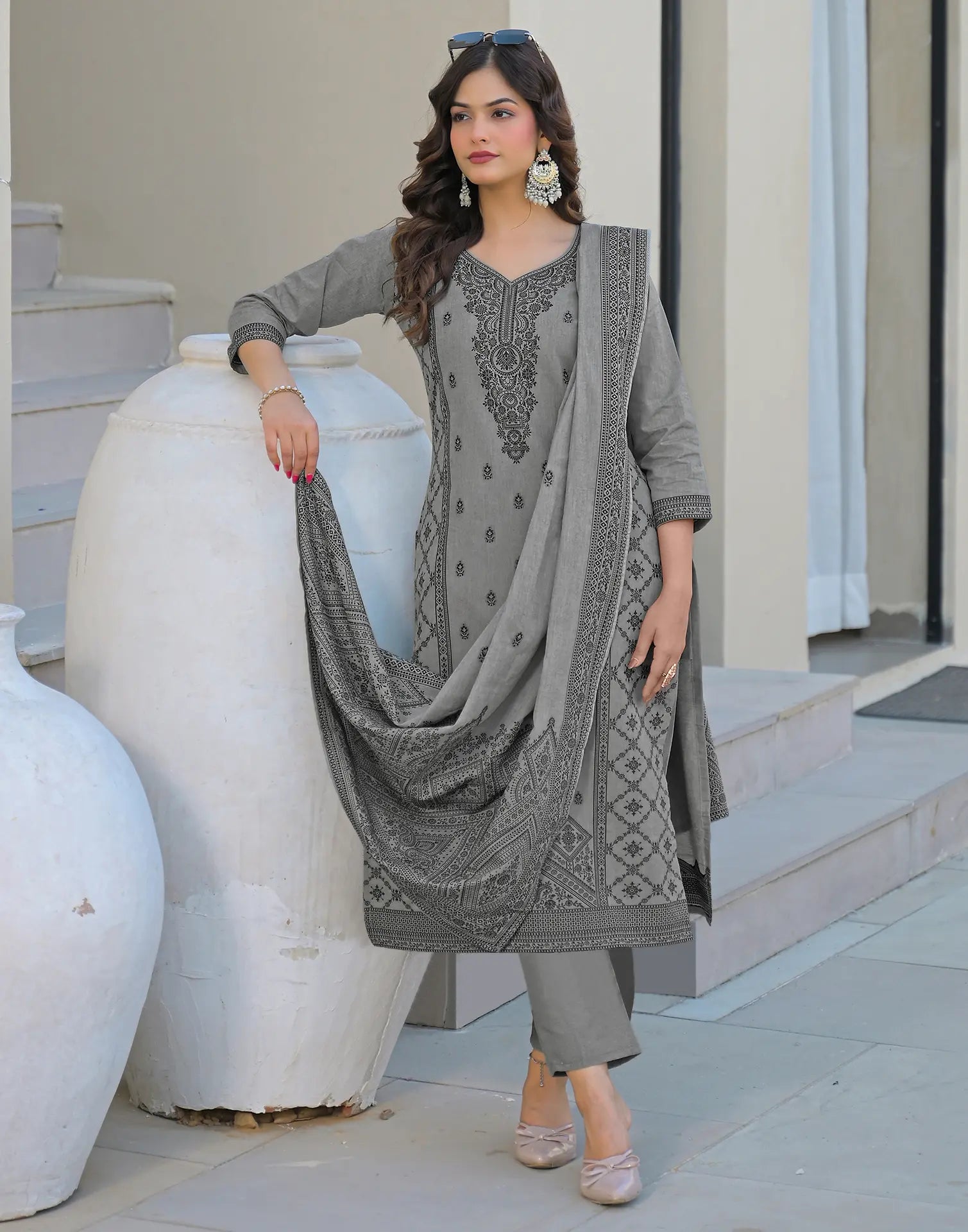 Skylee Cotton Woven Straight 3 Piece Kurta Set For Woman