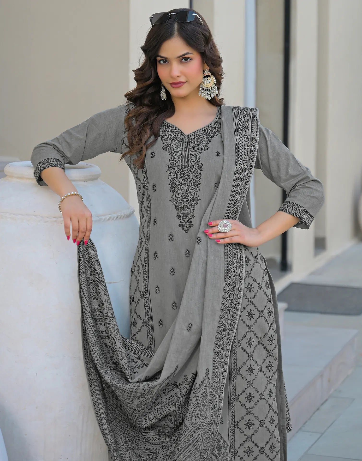 Skylee Cotton Woven Straight 3 Piece Kurta Set For Woman