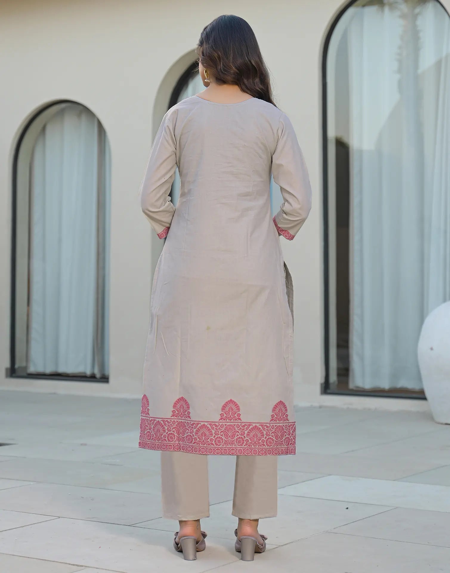 Skylee Cotton Woven Straight 3 Piece Kurta Set For Woman