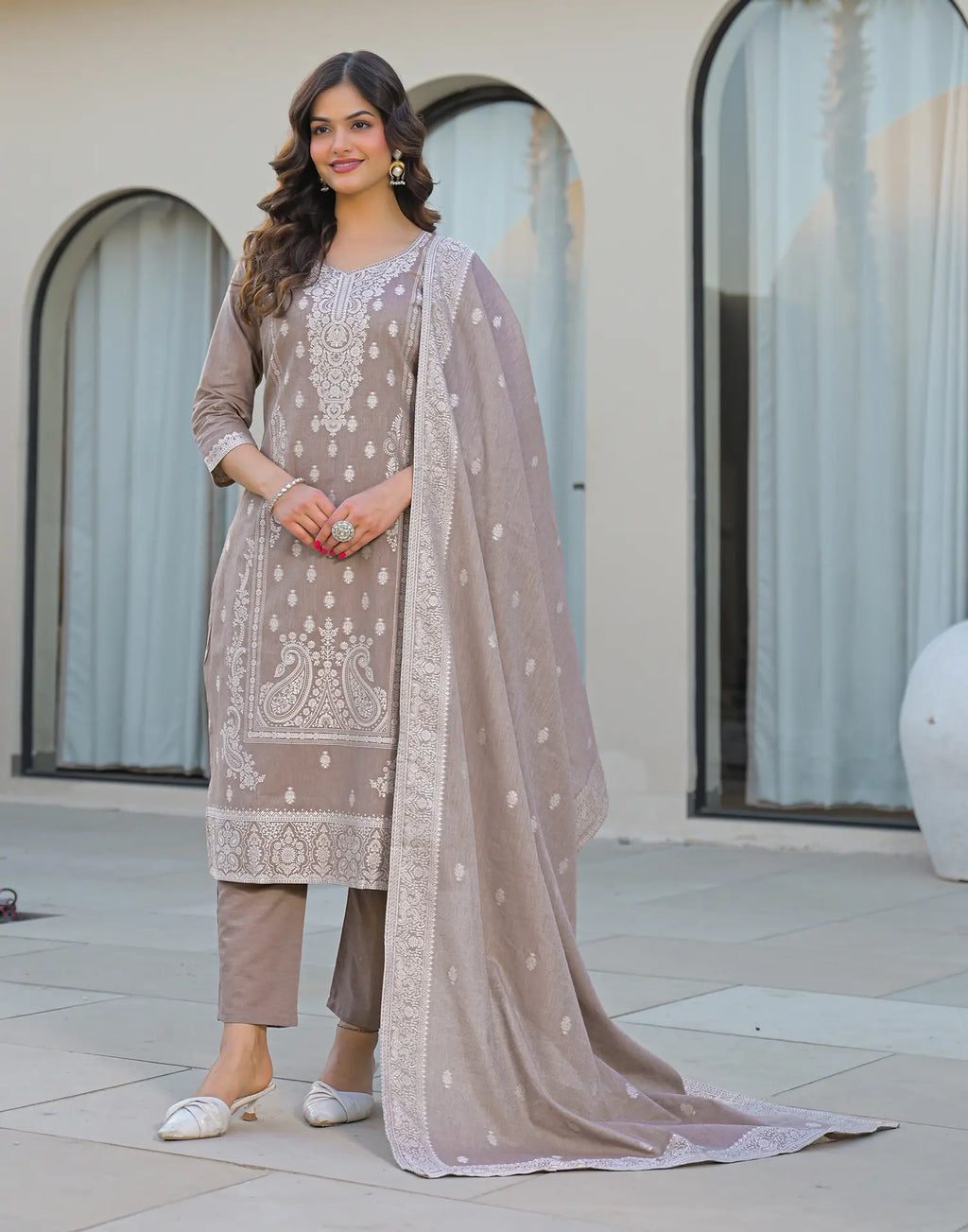 Skylee Cotton Woven Straight 3 Piece Kurta Set For Woman