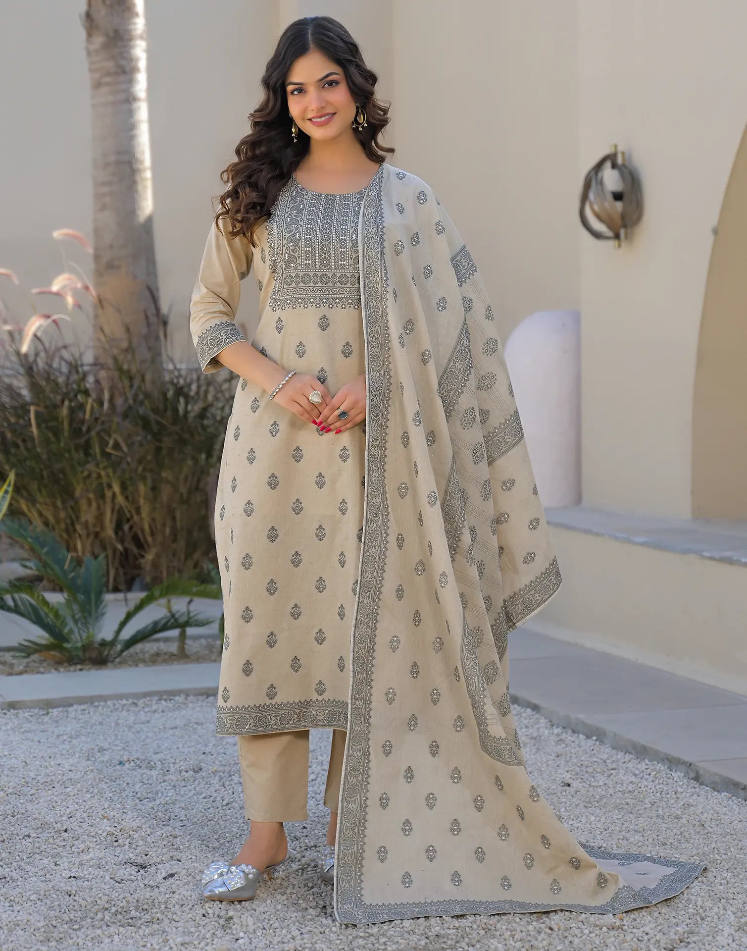 Skylee Cotton Woven Straight 3 Piece Kurta Set For Woman