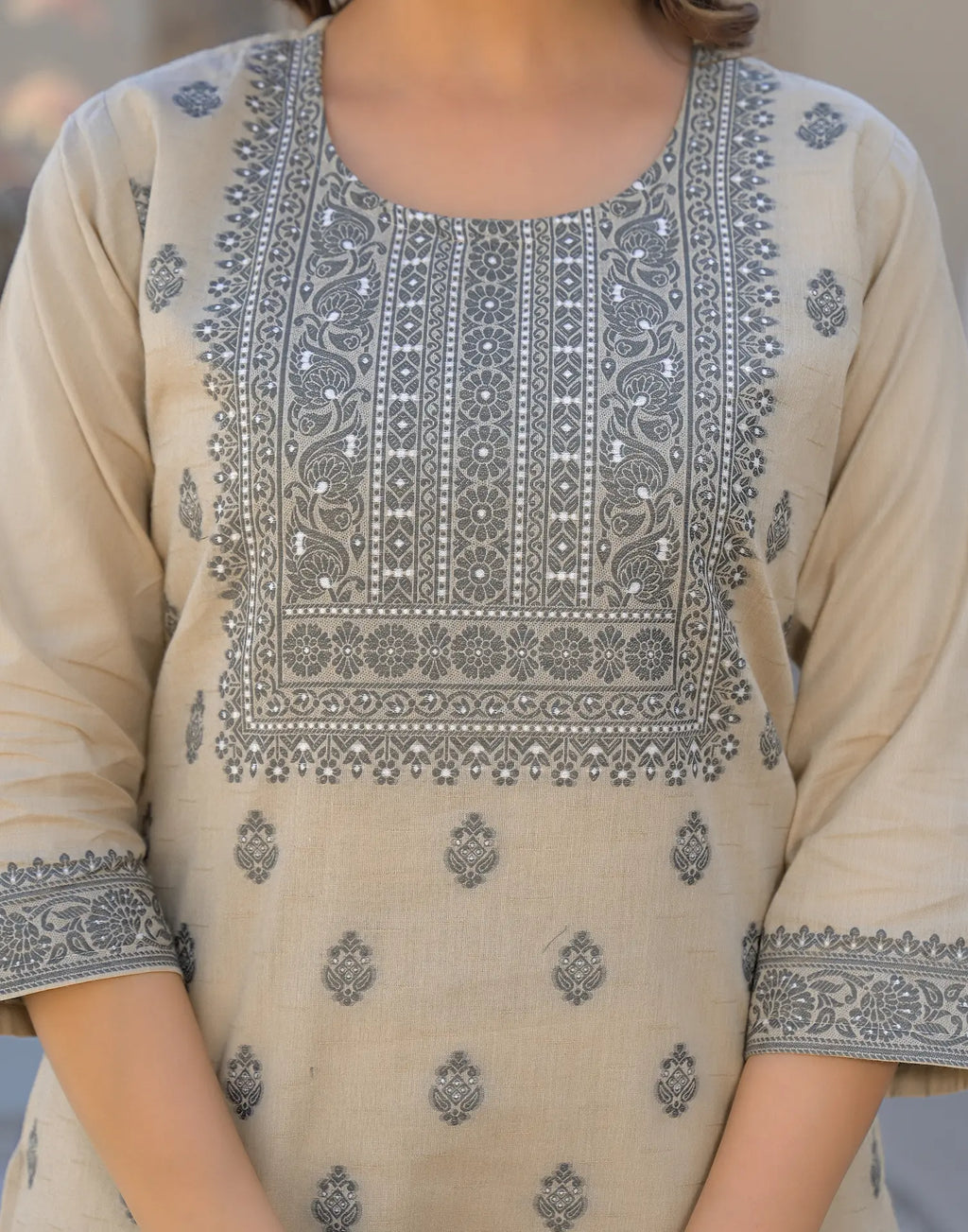 Skylee Cotton Woven Straight 3 Piece Kurta Set For Woman