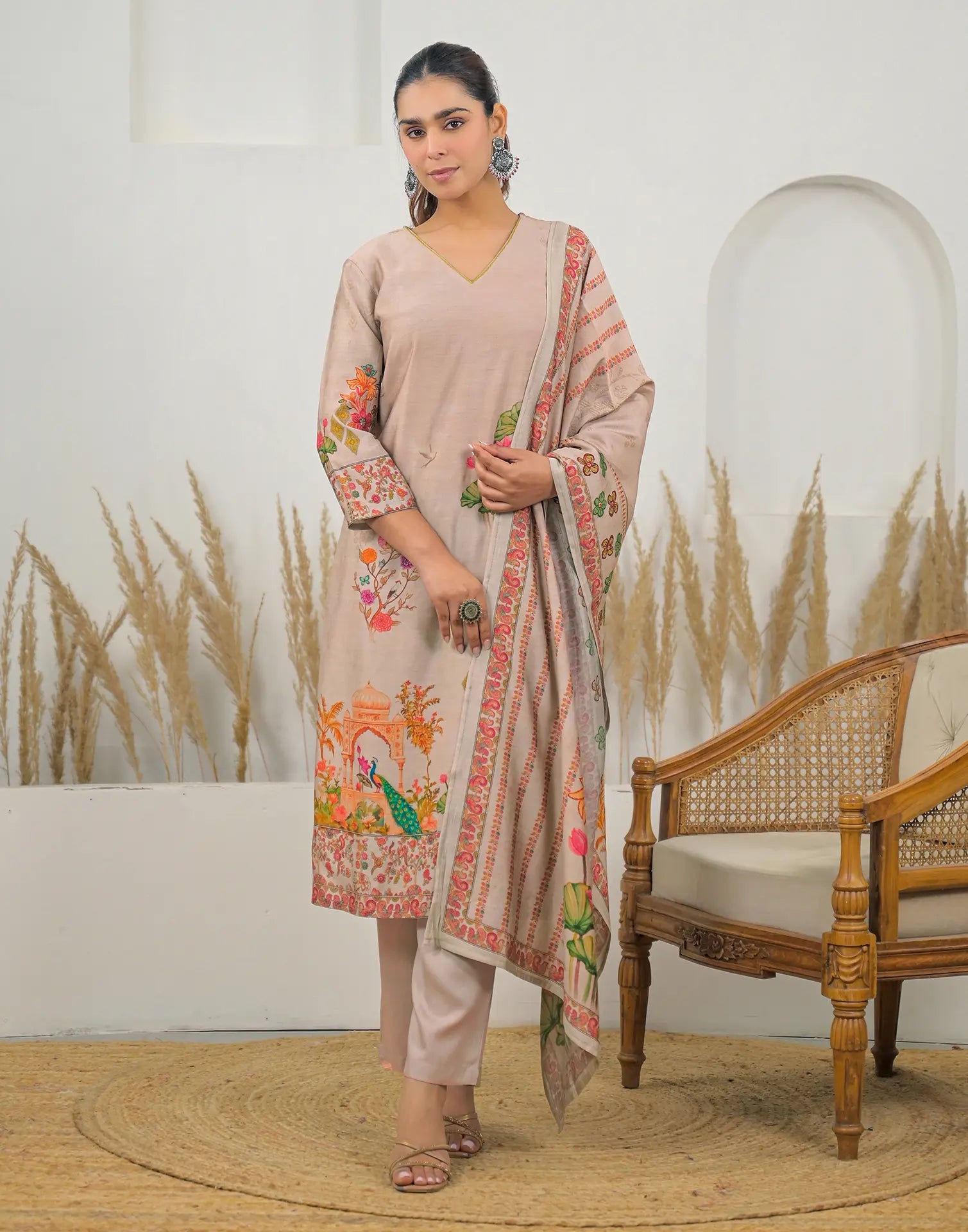 Skylee Silk Printed Straight 3 Piece Kurta Set For Woman