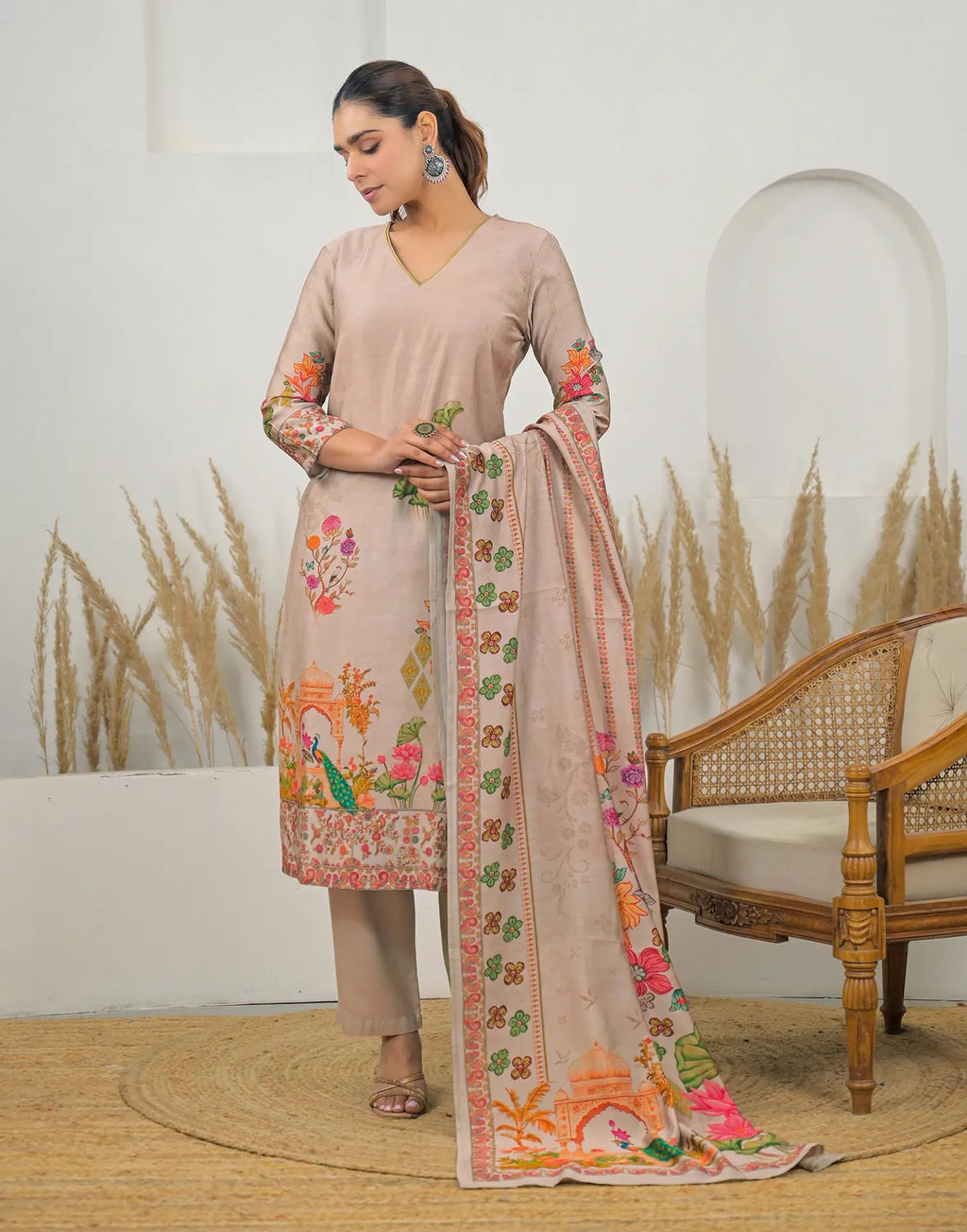 Skylee Silk Printed Straight 3 Piece Kurta Set For Woman