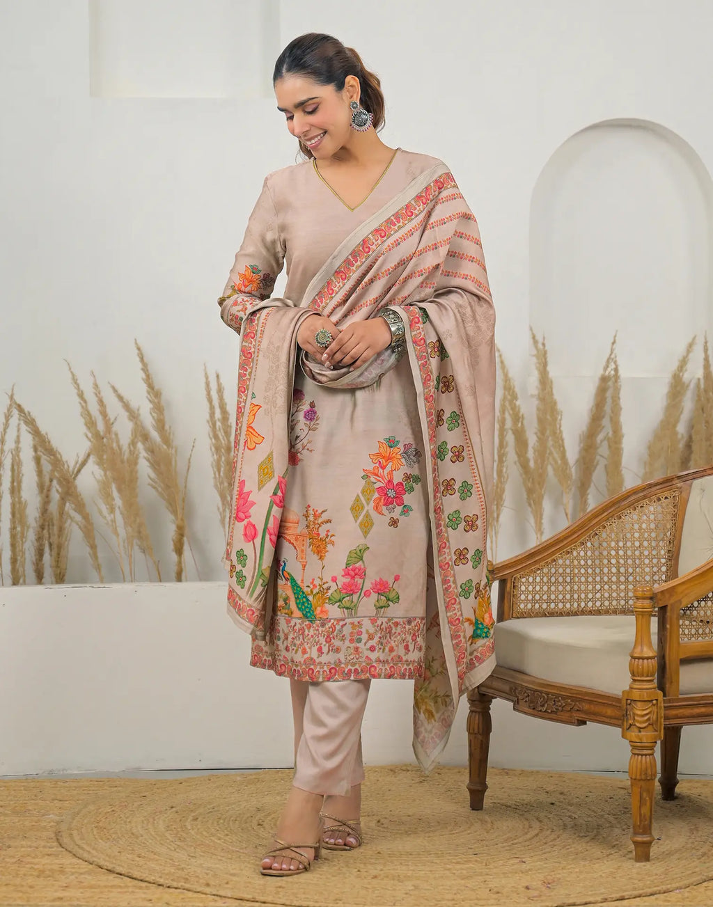 Skylee Silk Printed Straight 3 Piece Kurta Set For Woman