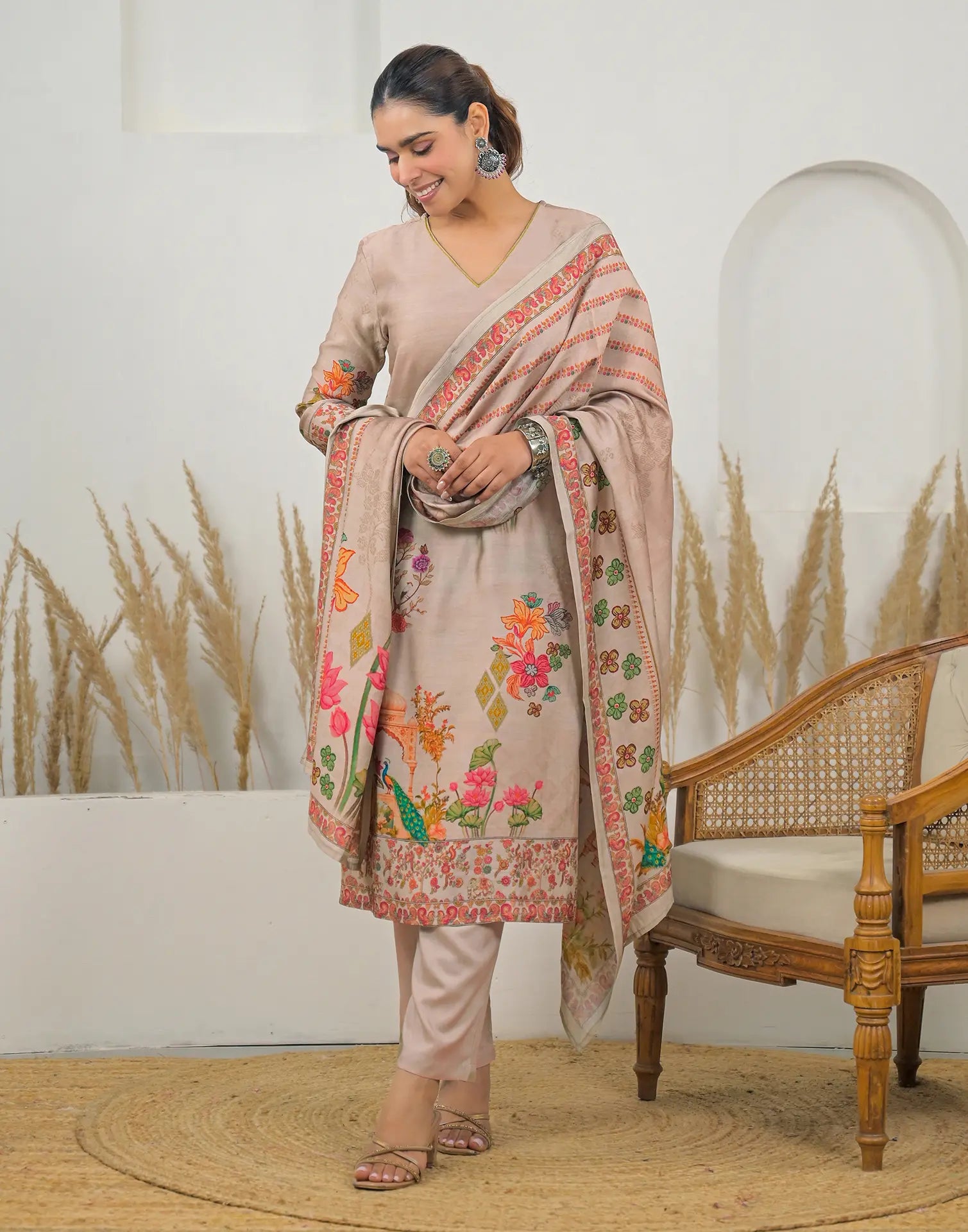 Skylee Silk Printed Straight 3 Piece Kurta Set For Woman