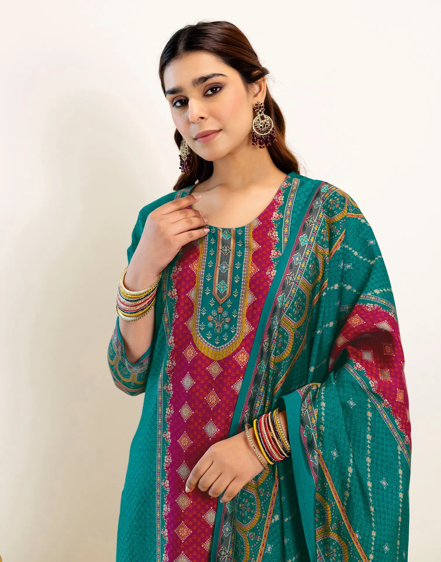 Skylee Silk Printed Straight 3 Piece Kurta Set For Woman