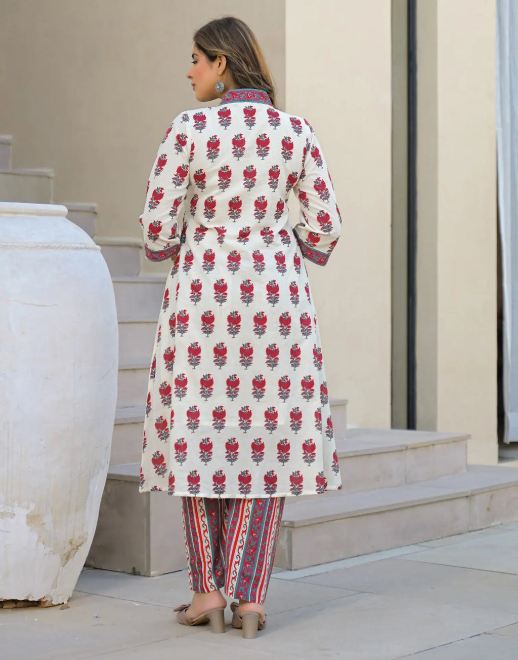 Skylee Cotton Printed A-Line 3 Piece Kurta Set For Woman