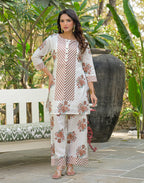 Skylee Cotton Printed Straight 3 Piece Kurta Set For Woman
