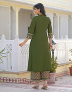 Skylee Cotton Printed Straight 3 Piece Kurta Set For Woman