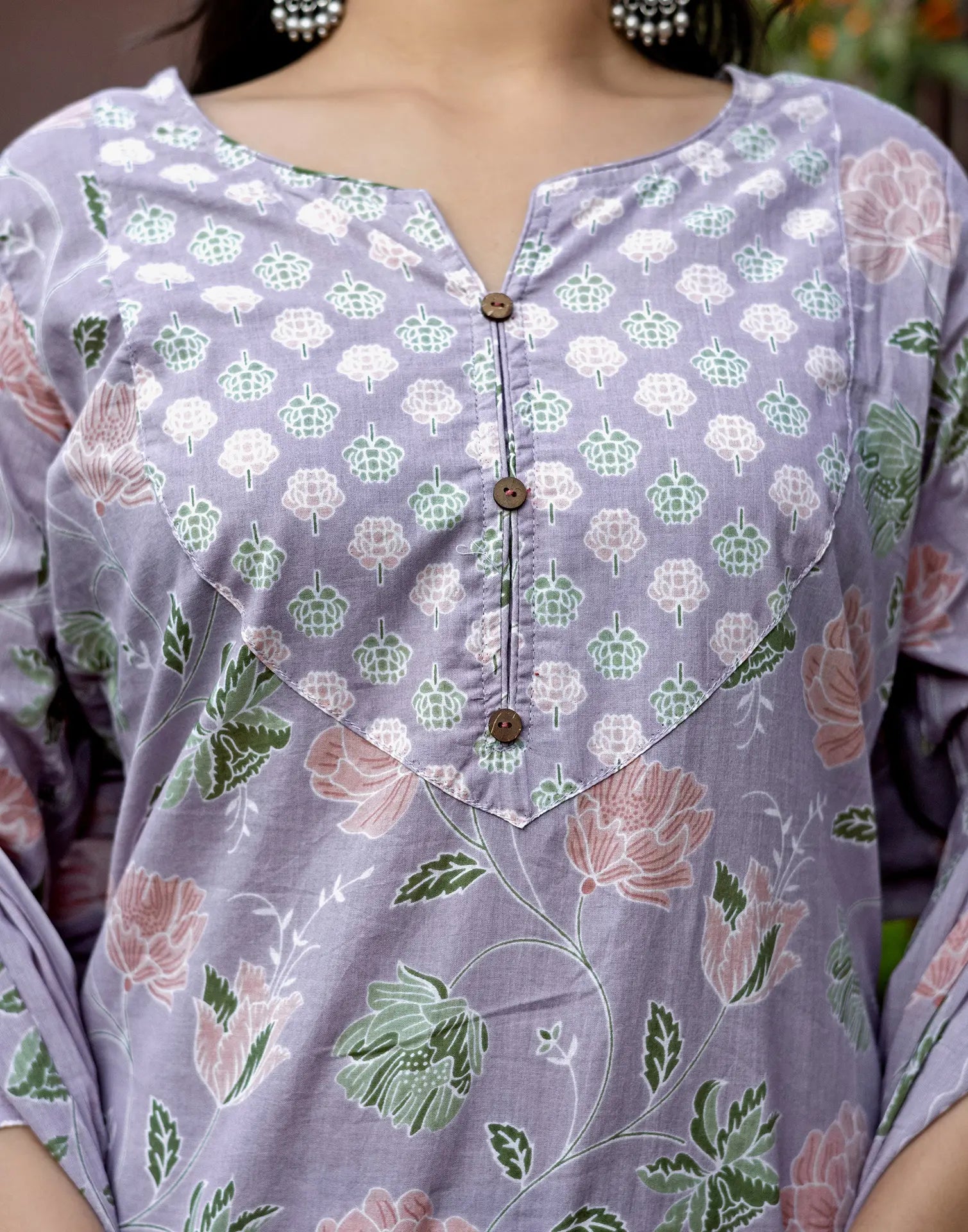 Skylee Cotton Floral Print Straight 3 Piece Kurta Set For Woman