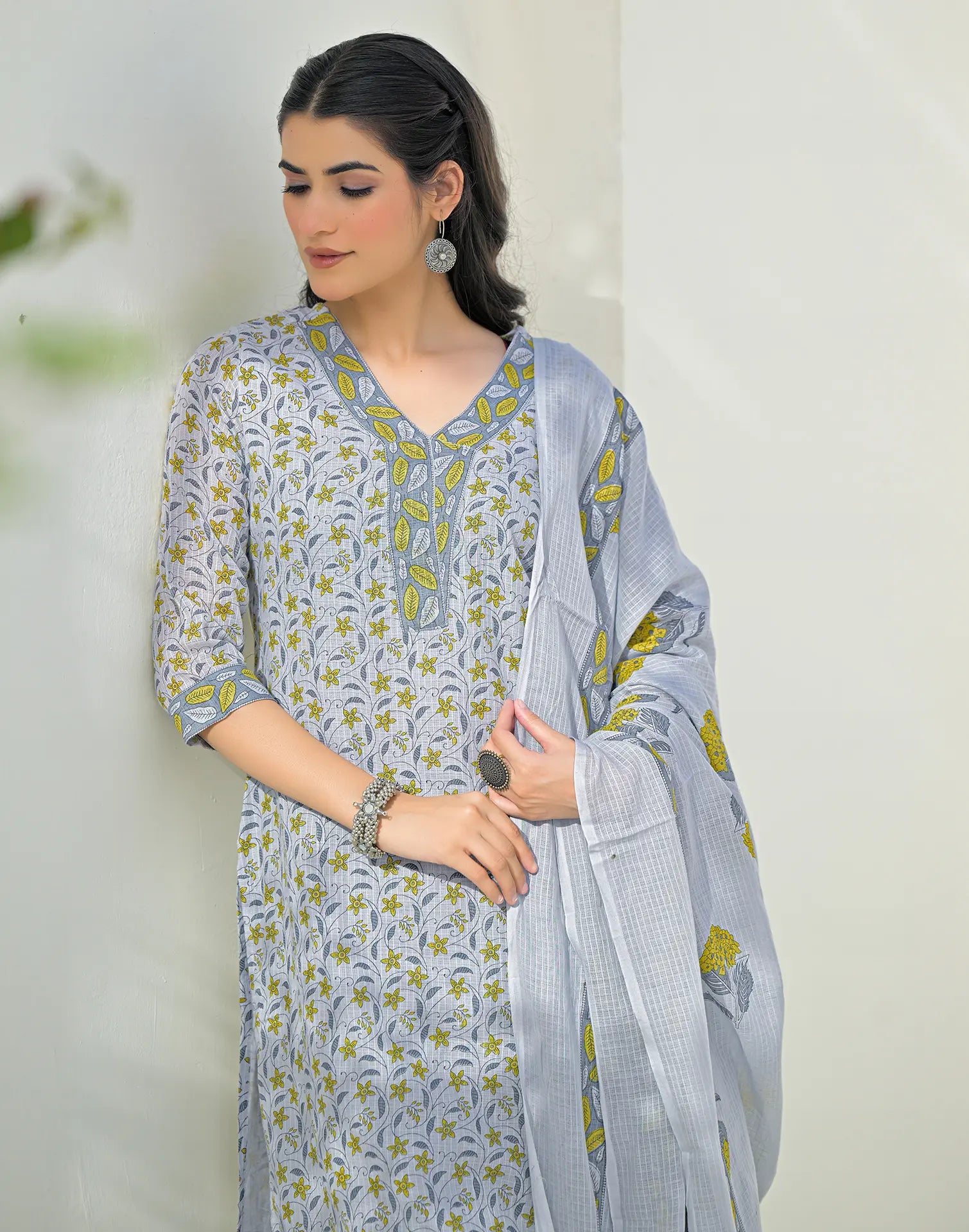 Whisper Grey V-Neck Printed Straight 3 Piece Kurta Set with Dupatta