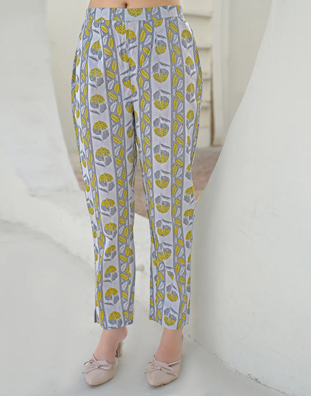 Whisper Grey V-Neck Printed Straight 3 Piece Kurta Set with Dupatta