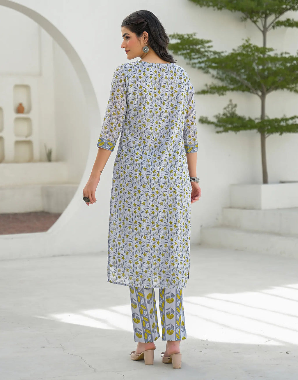 Whisper Grey V-Neck Printed Straight 3 Piece Kurta Set with Dupatta