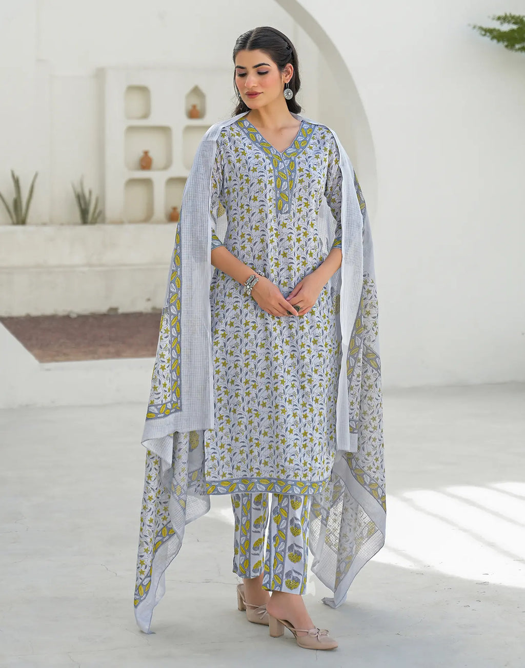 Whisper Grey V-Neck Printed Straight 3 Piece Kurta Set with Dupatta