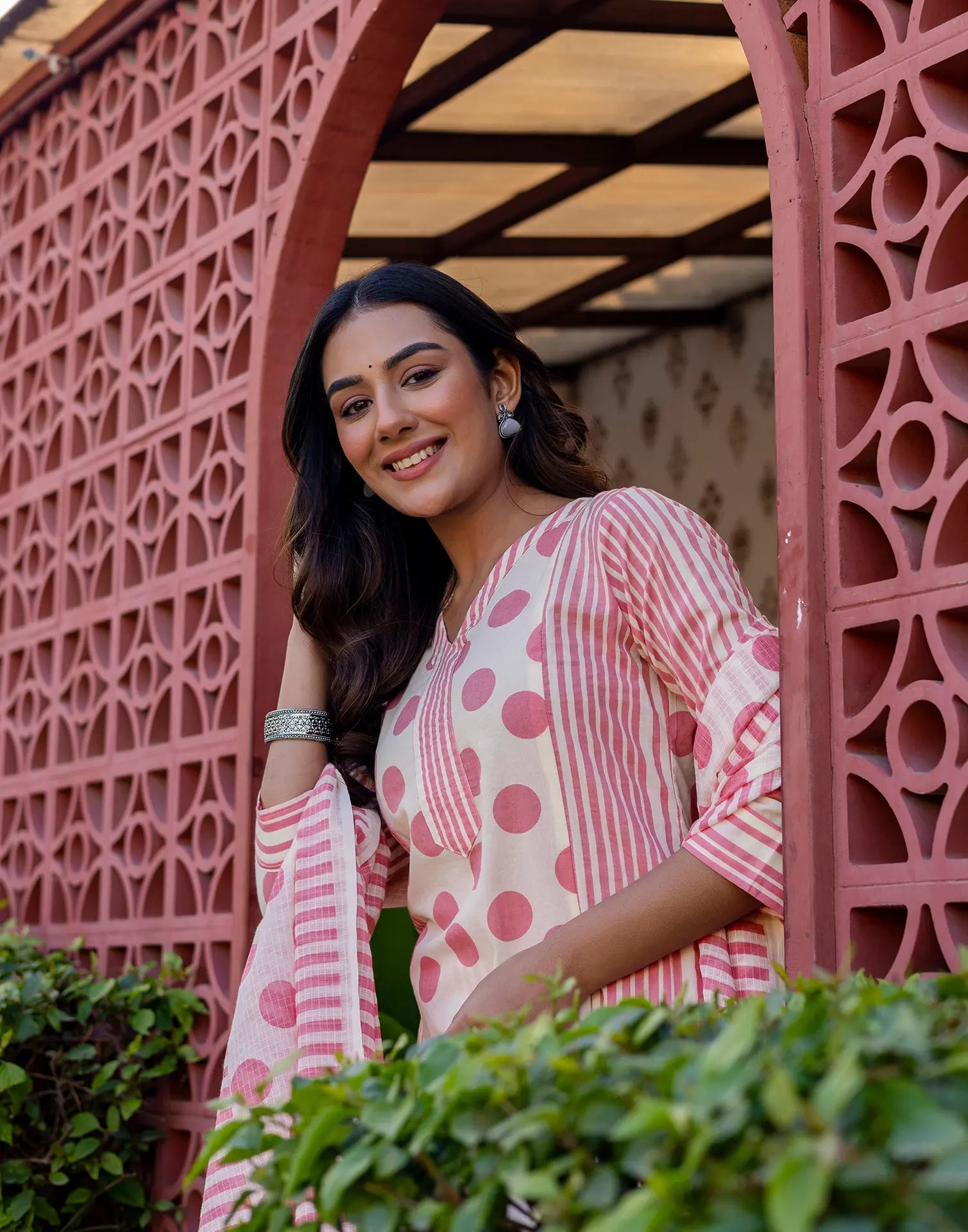 Skylee Cotton Printed Straight 3 Piece Kurta Set For Woman