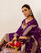 Skylee Silk Woven Straight 3 Piece Kurta Set For Woman