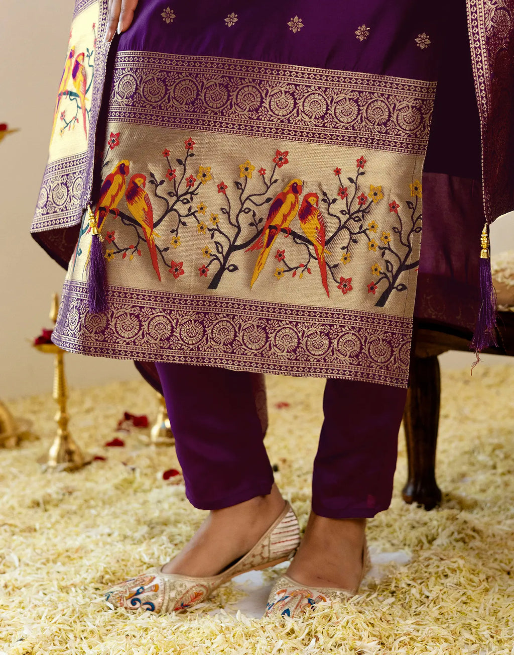 Skylee Silk Woven Straight 3 Piece Kurta Set For Woman