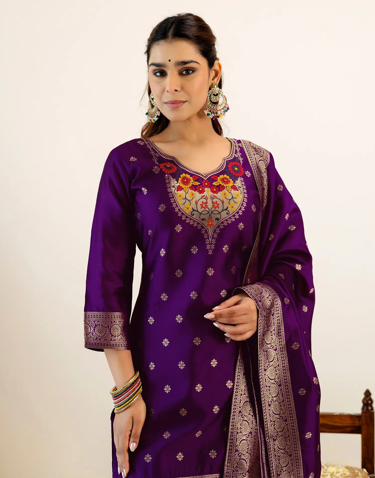 Skylee Silk Woven Straight 3 Piece Kurta Set For Woman