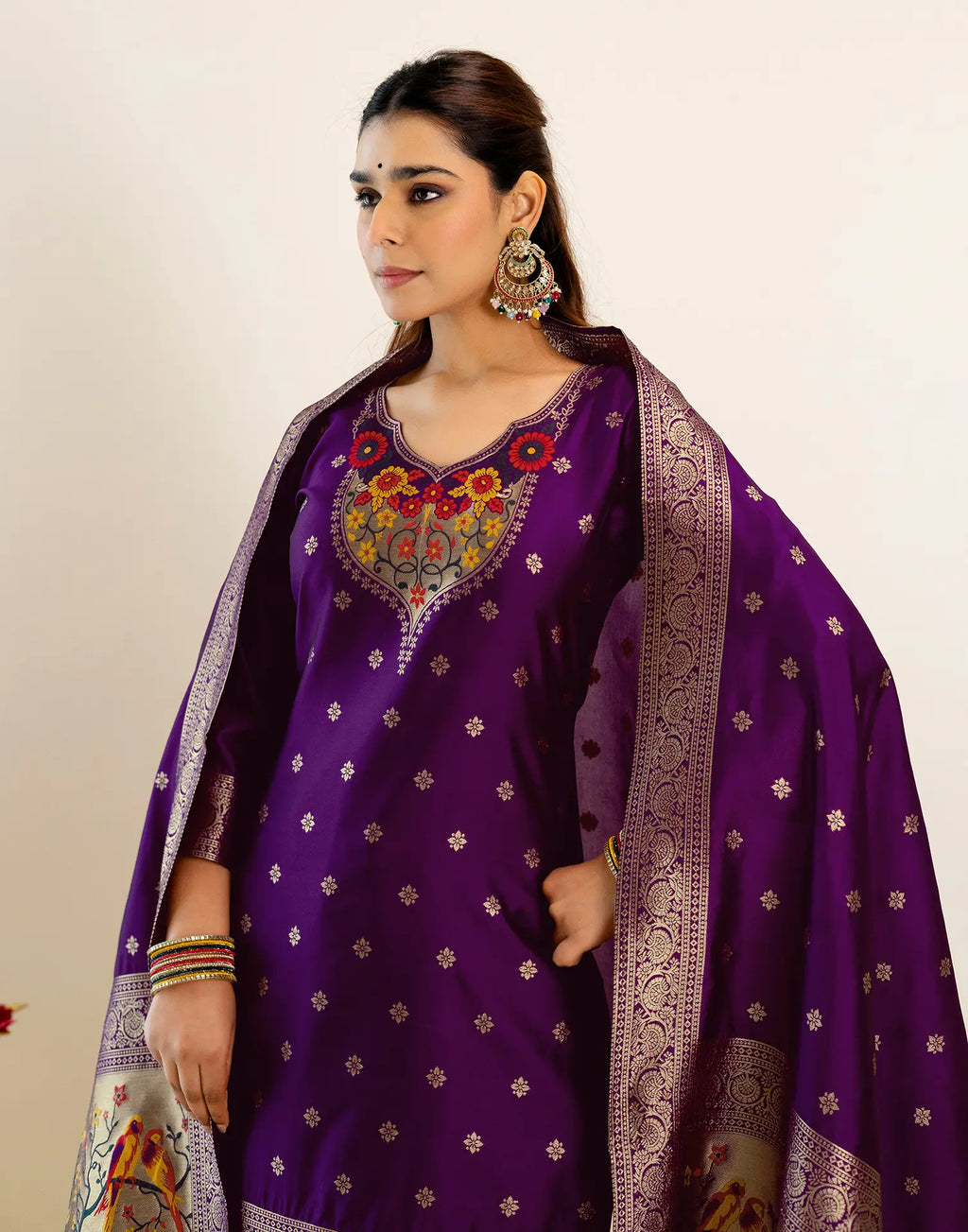 Skylee Silk Woven Straight 3 Piece Kurta Set For Woman