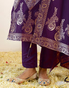 Skylee Silk Woven Straight 3 Piece Kurta Set For Woman