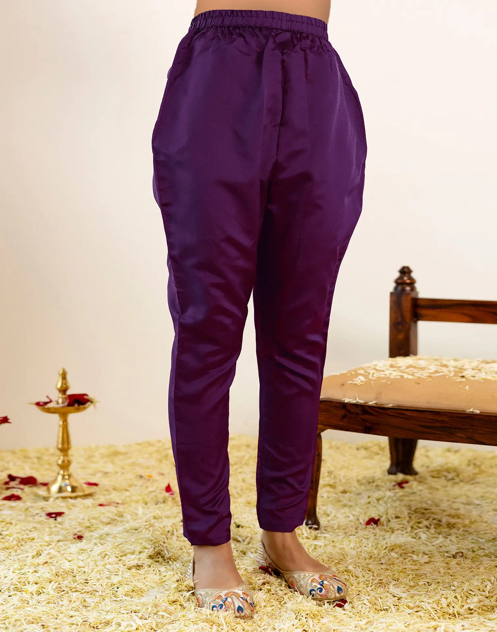 Skylee Silk Woven Straight 3 Piece Kurta Set For Woman