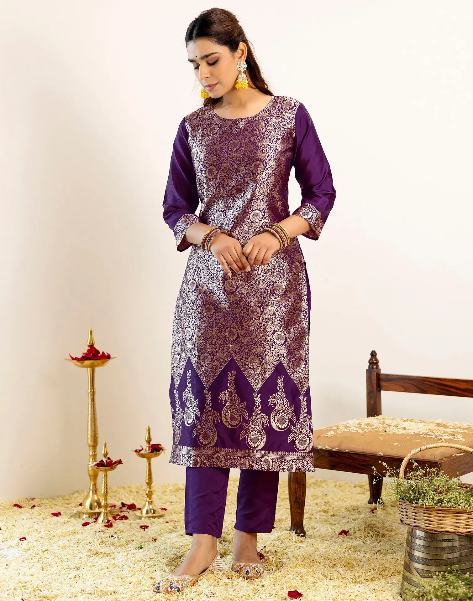 Skylee Silk Woven Straight 3 Piece Kurta Set For Woman