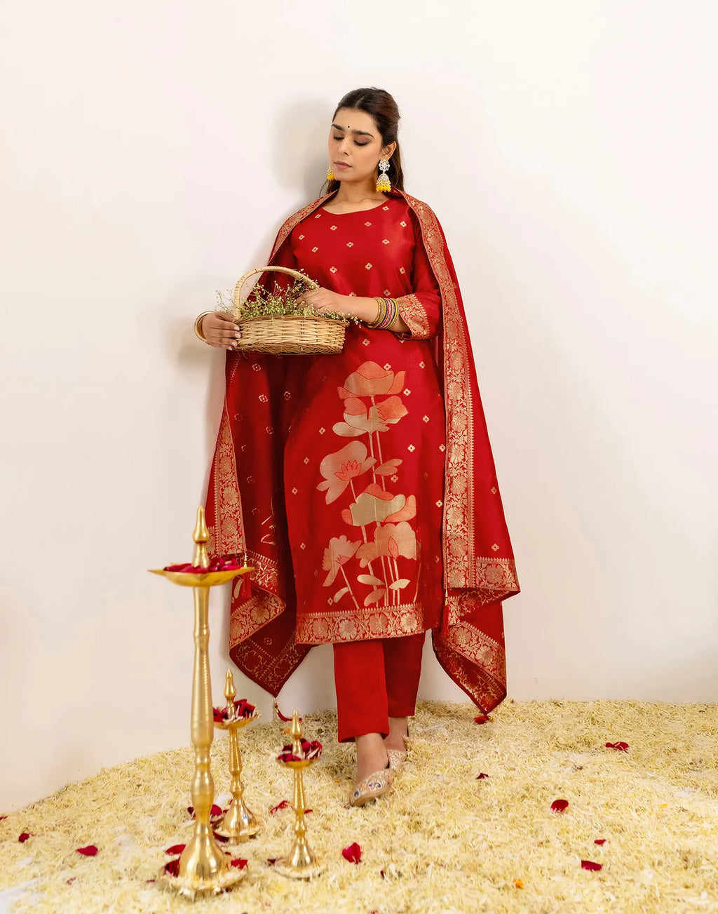 Skylee Silk Woven Straight 3 Piece Kurta Set For Woman