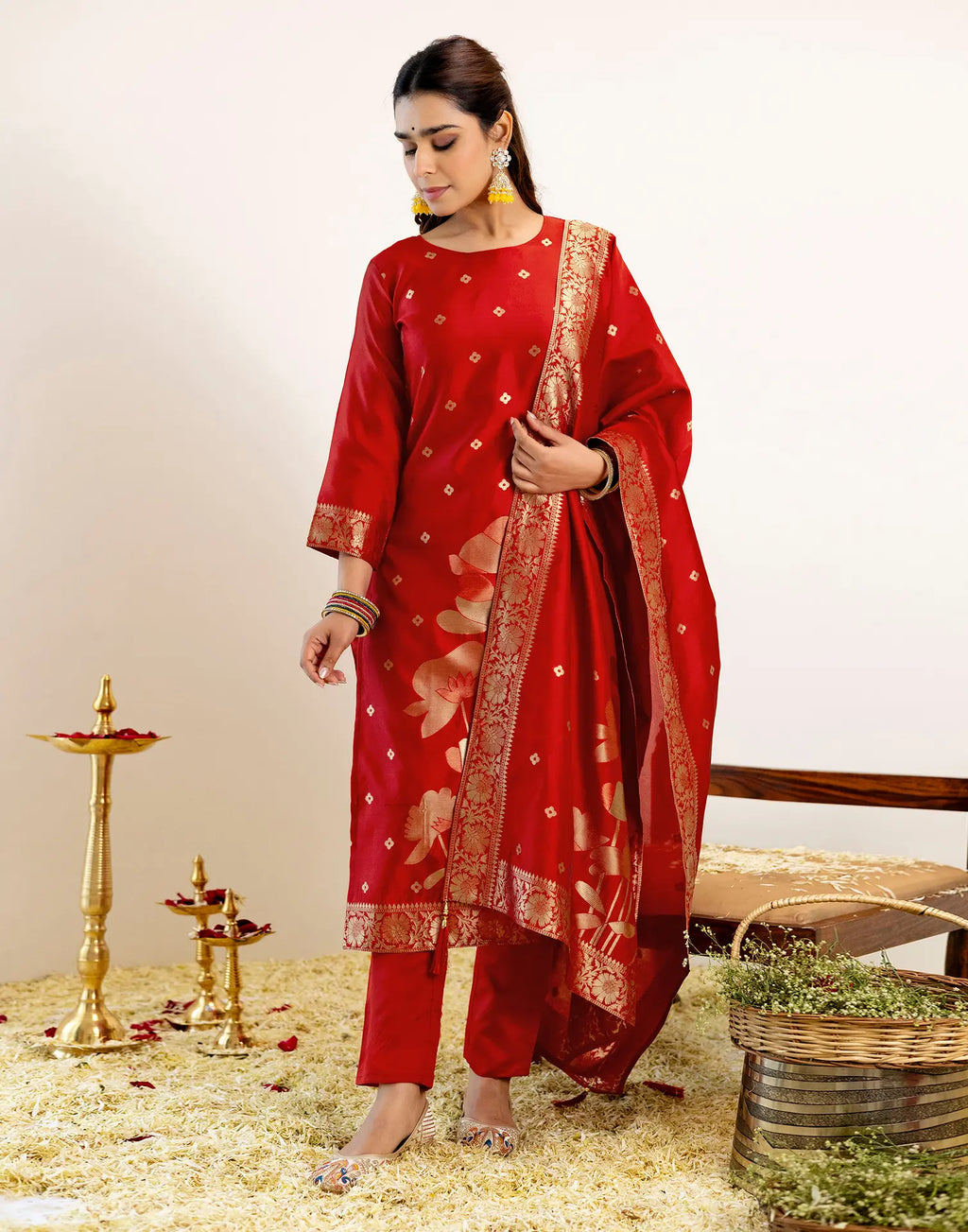 Skylee Silk Woven Straight 3 Piece Kurta Set For Woman