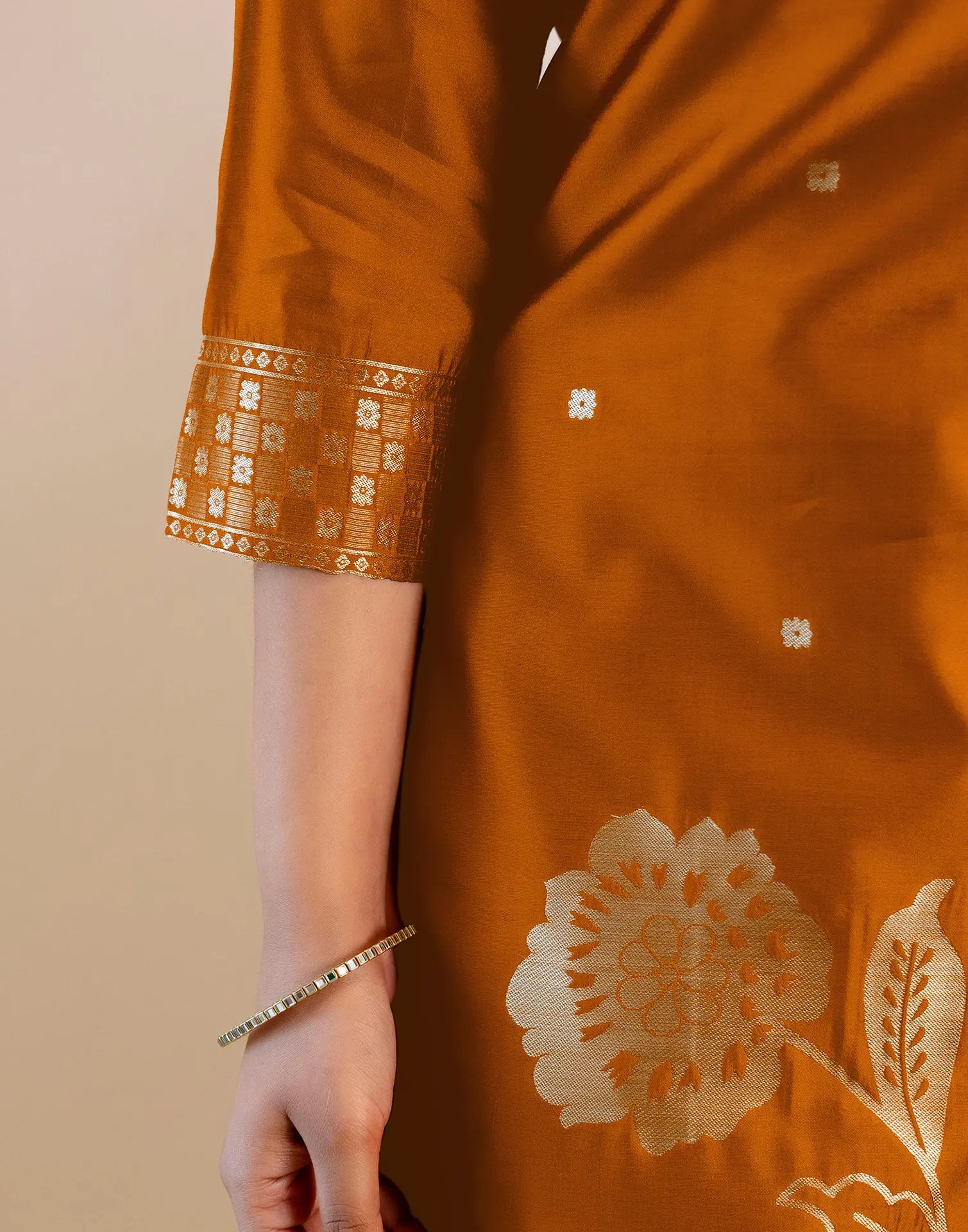Skylee Silk Woven Straight 3 Piece Kurta Set For Woman