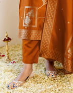 Skylee Silk Woven Straight 3 Piece Kurta Set For Woman