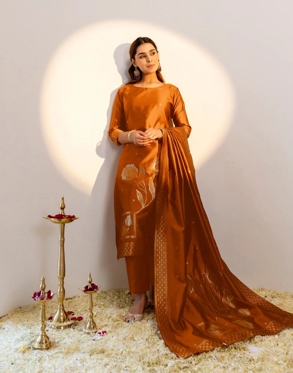 Skylee Silk Woven Straight 3 Piece Kurta Set For Woman