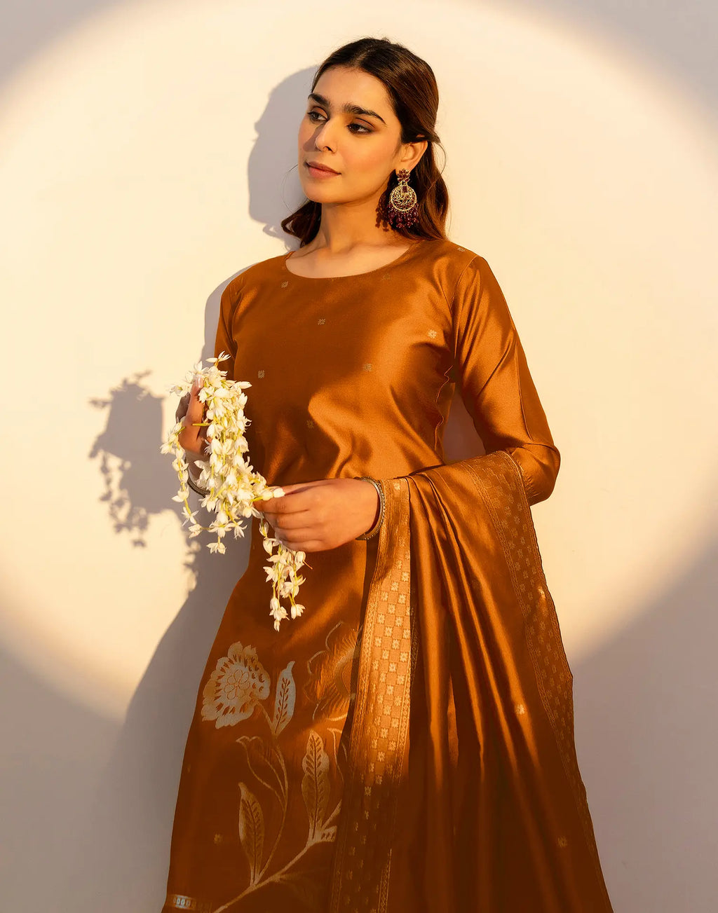 Skylee Silk Woven Straight 3 Piece Kurta Set For Woman