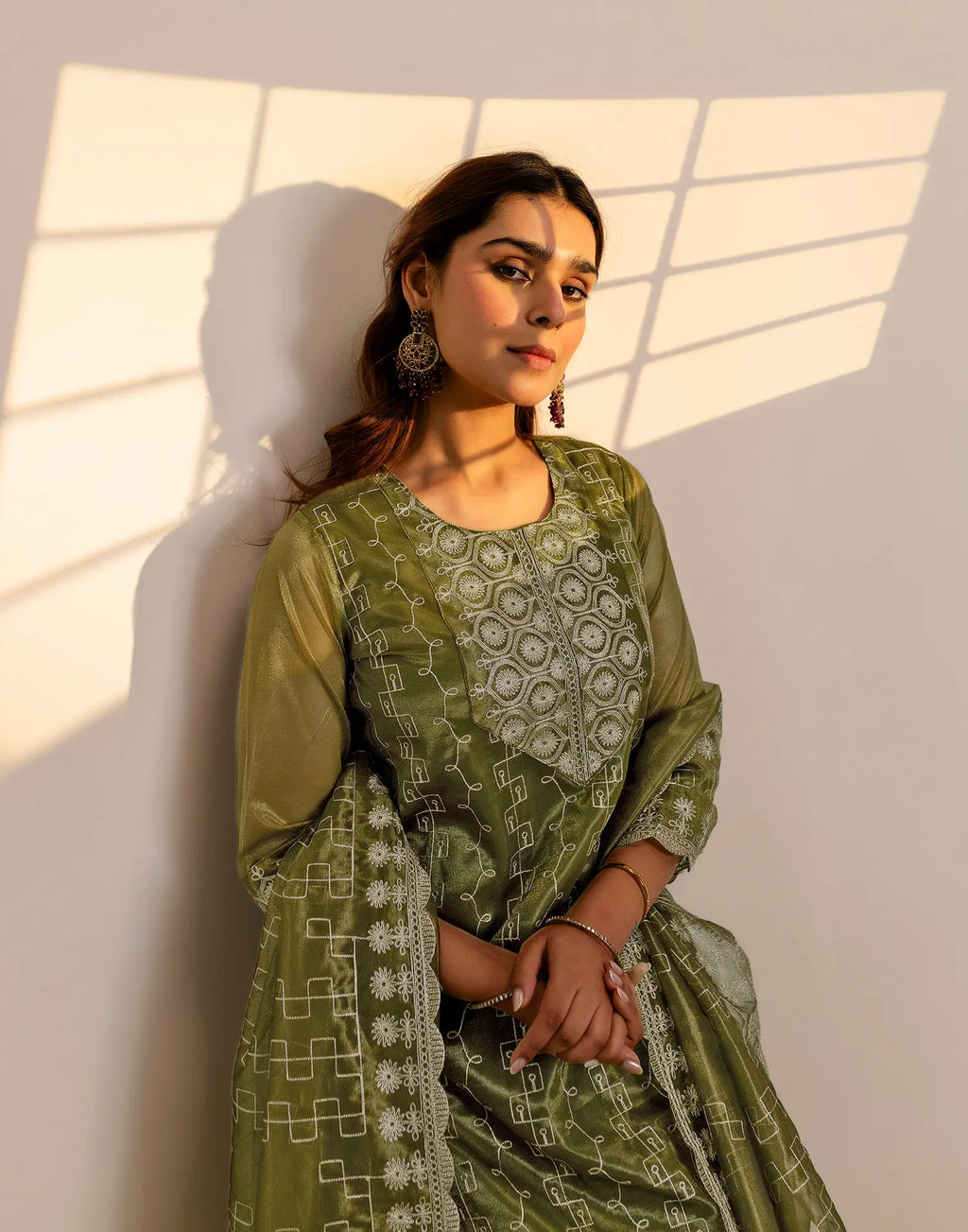 Skylee Net Embroidered Straight 3 Piece Kurta Set For Woman