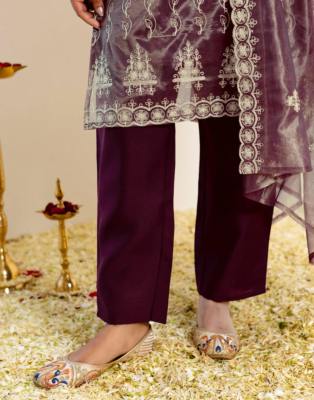 Skylee Net Embroidered Straight 3 Piece Kurta Set For Woman