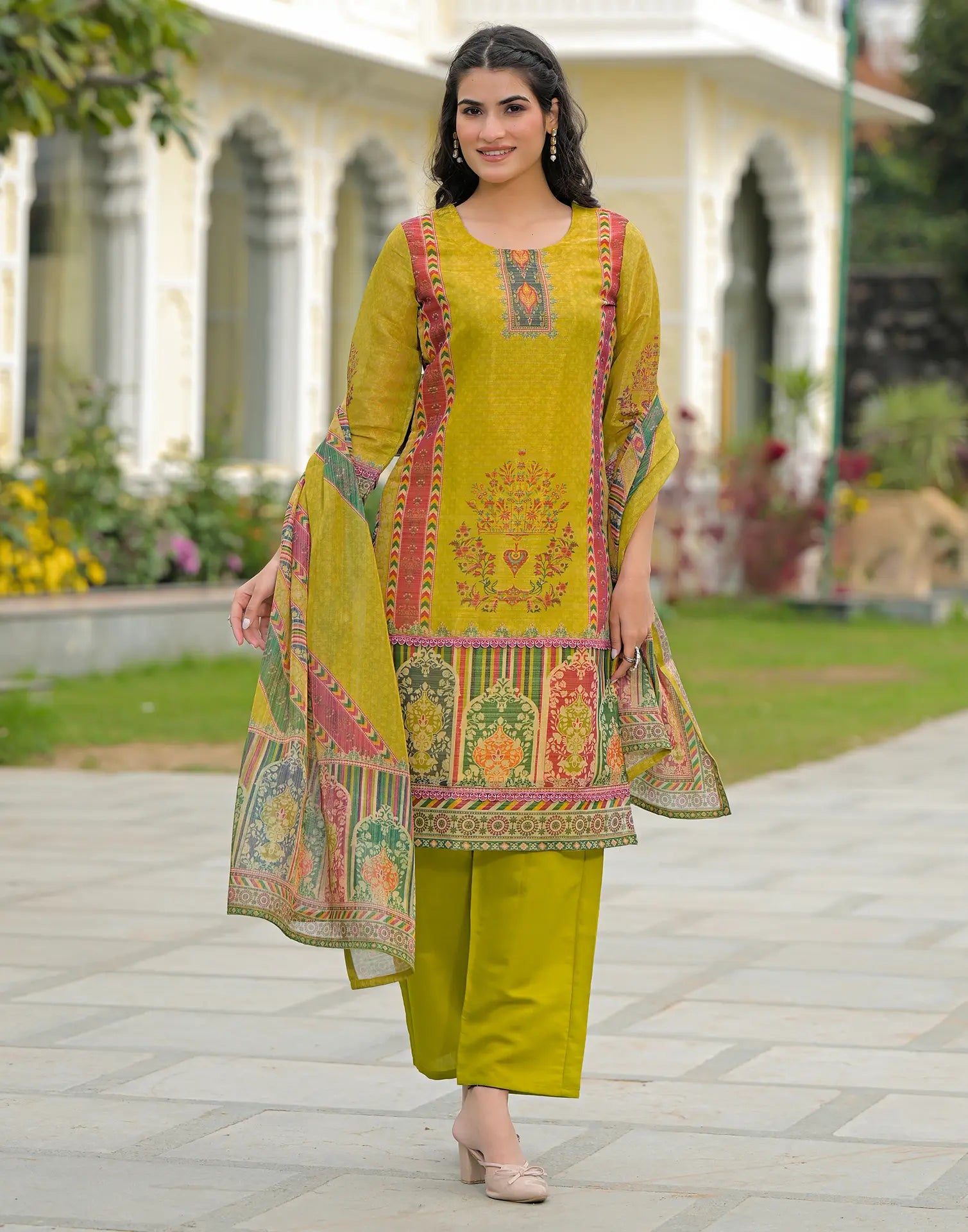 Skylee Net Printed Straight 3 Piece Kurta Set For Woman