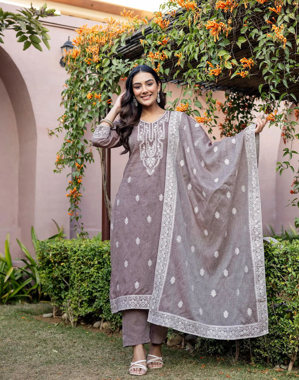 Skylee Cotton Woven Straight 3 Piece Kurta Set For Woman