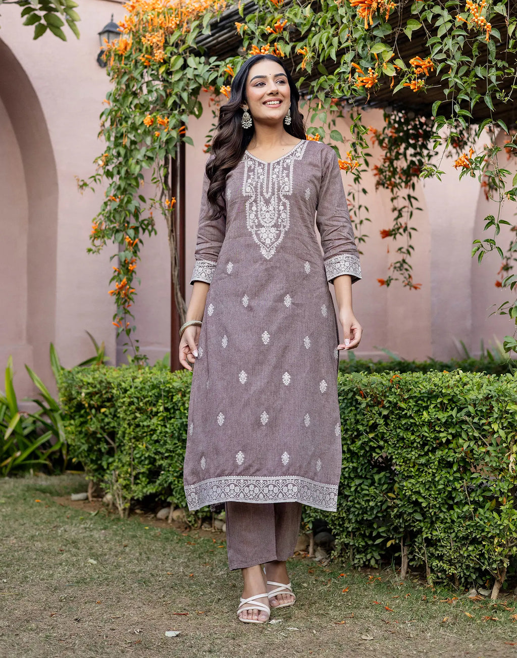Skylee Cotton Woven Straight 3 Piece Kurta Set For Woman