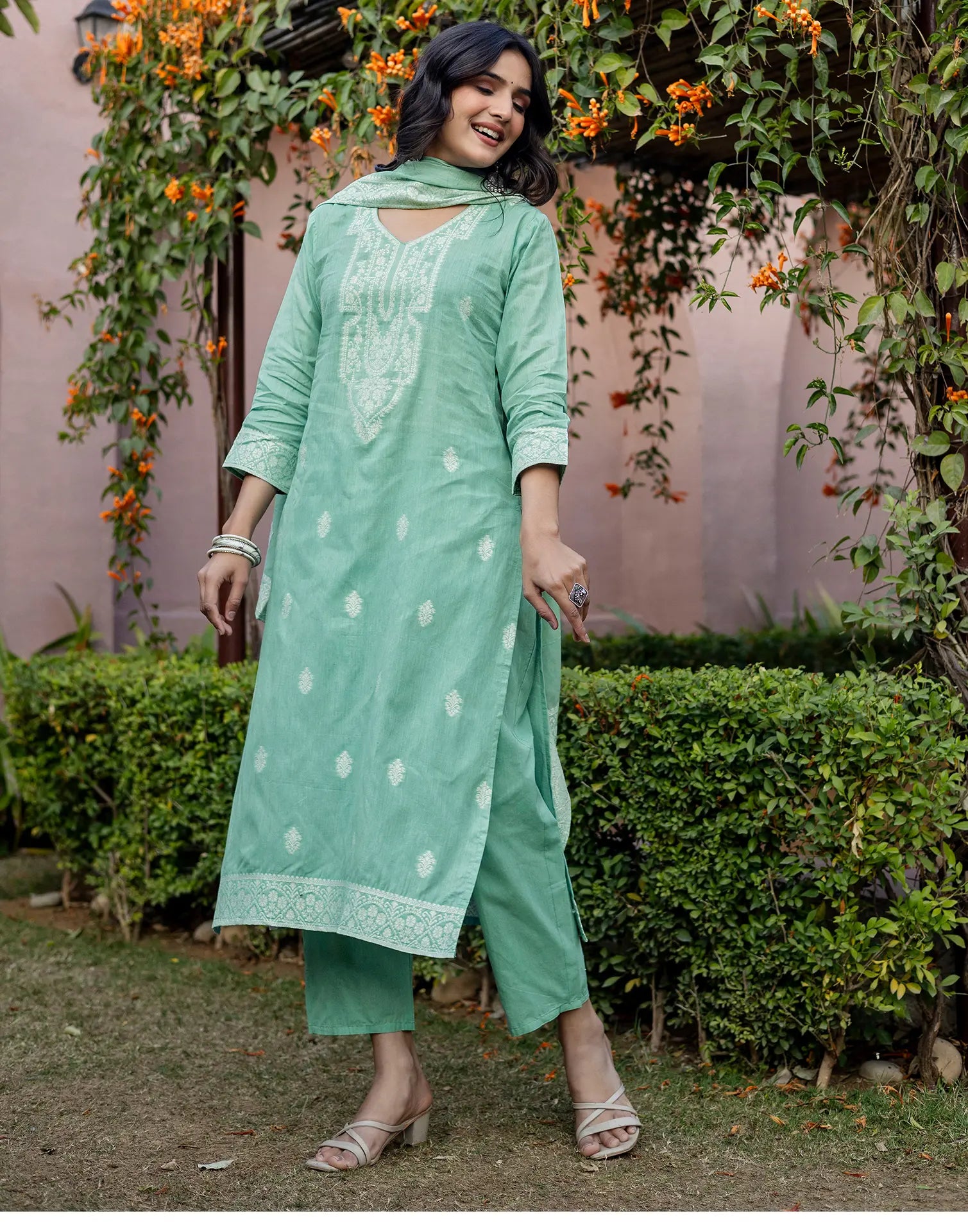 Skylee Cotton Woven Straight 3 Piece Kurta Set For Woman