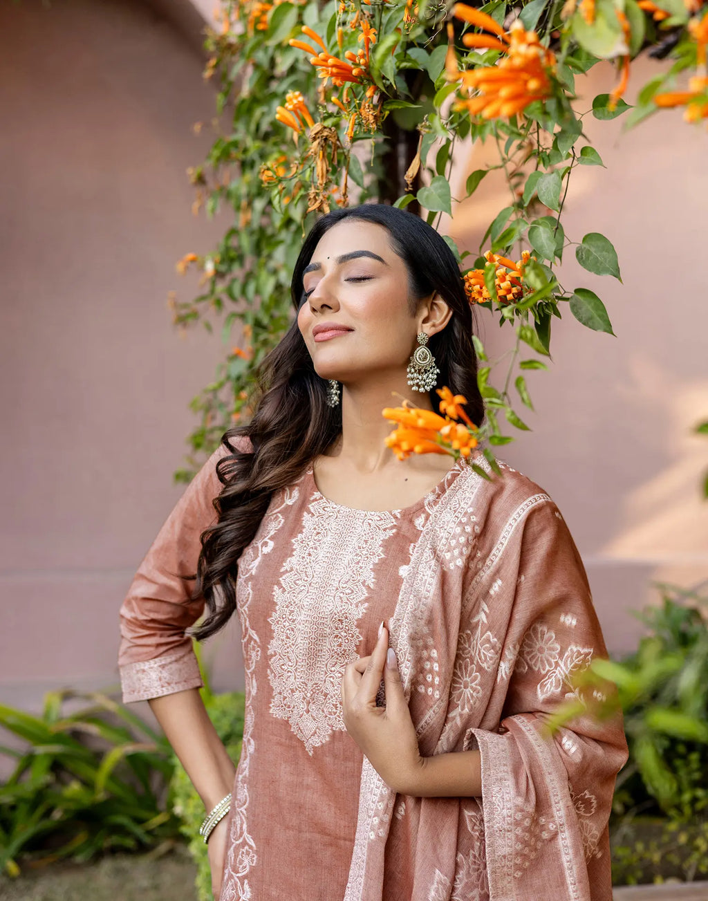 Skylee Cotton Woven Straight 3 Piece Kurta Set For Woman